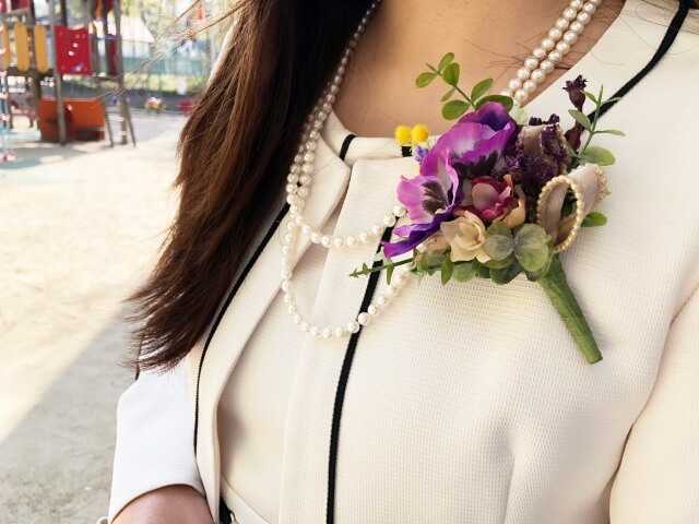 卒園式入学式でコサージュをつけない人が増えていることについてみんなが知りたいこと